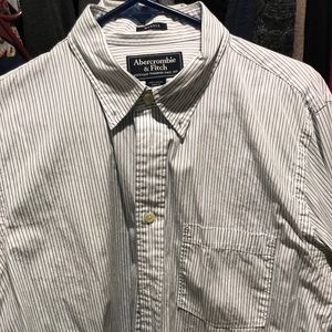 Men’s Abercrombie button down